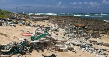 marine-debris-at-James-Canpbell-Wildlife-refuge-Oahu-HI