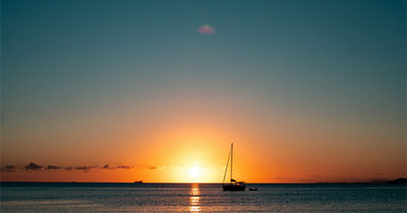 sailboat_sunset