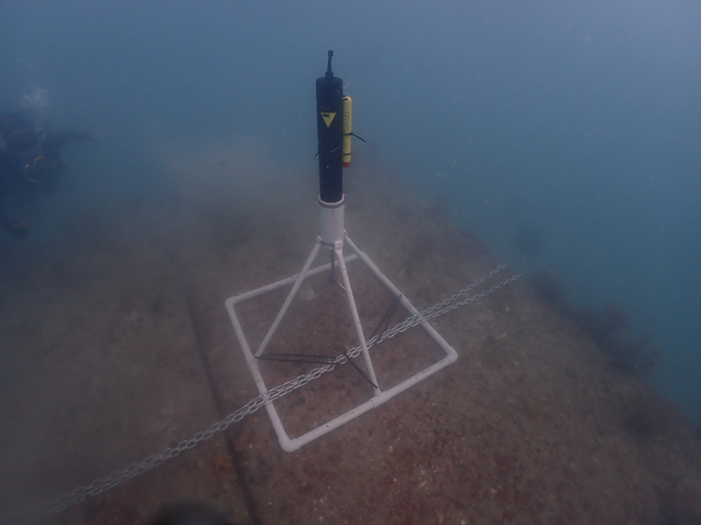 An acoustic doppler velocimeter deployed at Kimberly’s reef. 